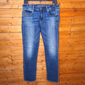 ❤️ American Eagle skinny blue jeans stretch medium-dark  Size 12